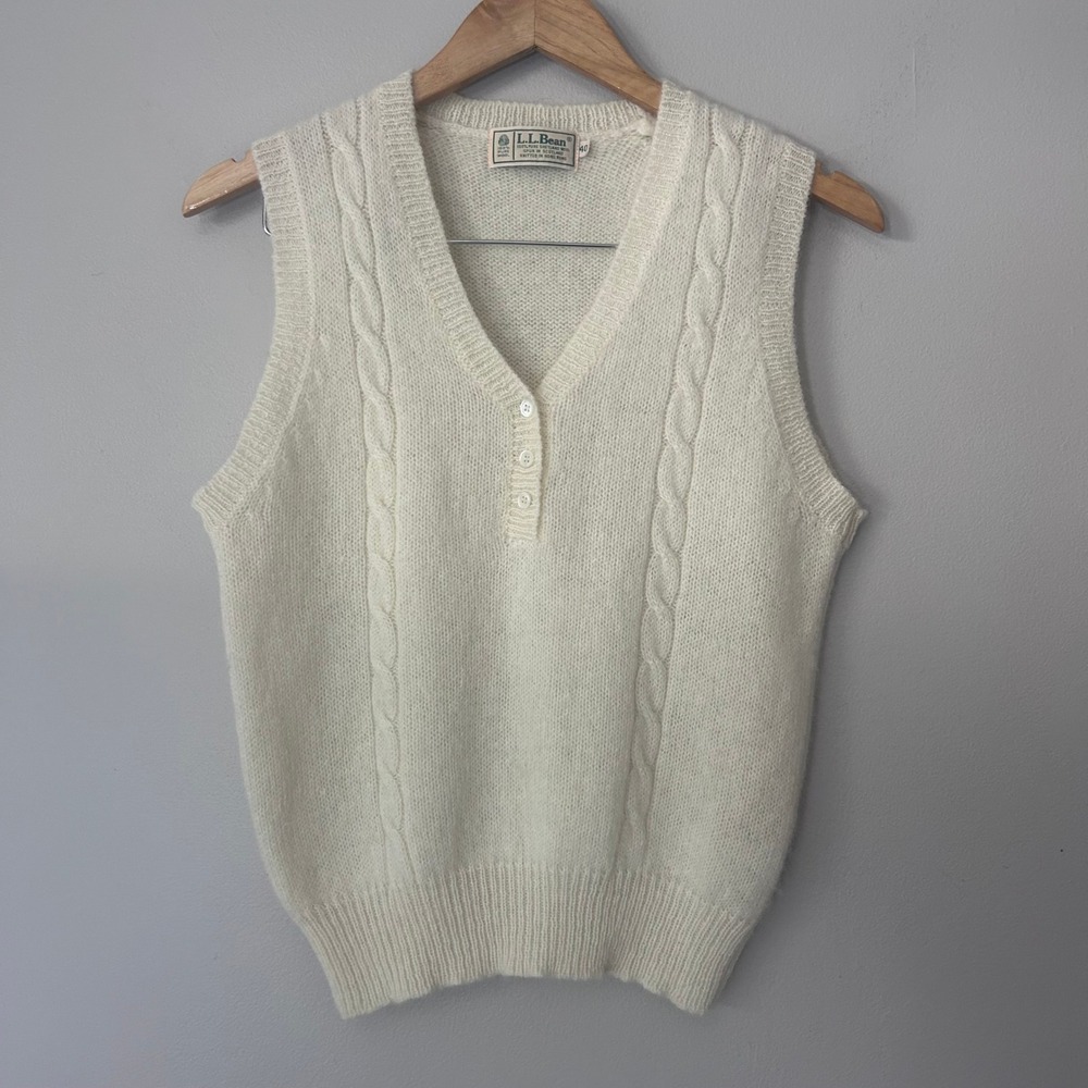 Vintage LL Bean Sweater Vest Womens 40 Cream Shetland Wool Cable Knit V Neck